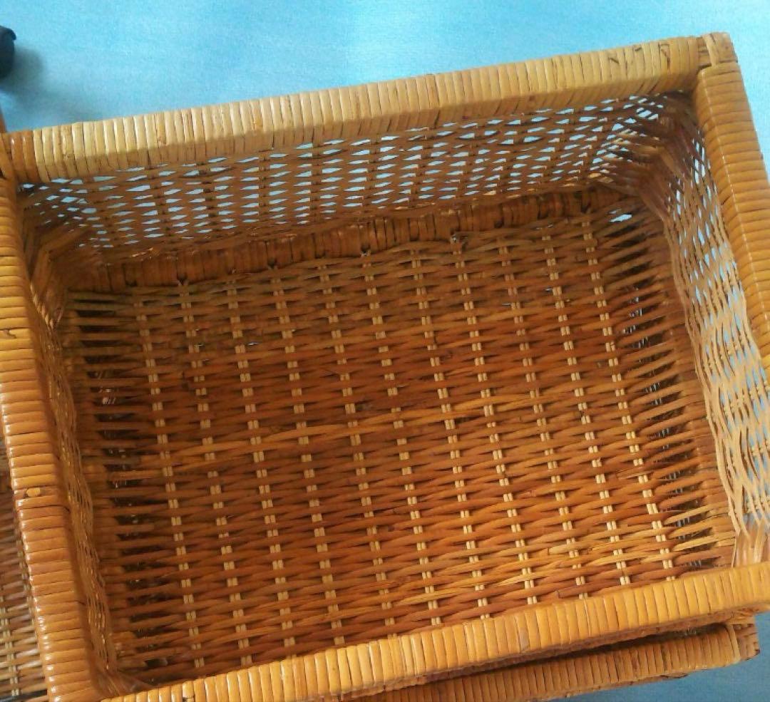 ラタン 籐 ４段チェスト アンティーク 棚 ヴィンテージ