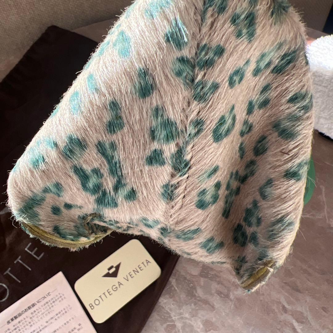 ボッテガべネタ　ハラコバッグ