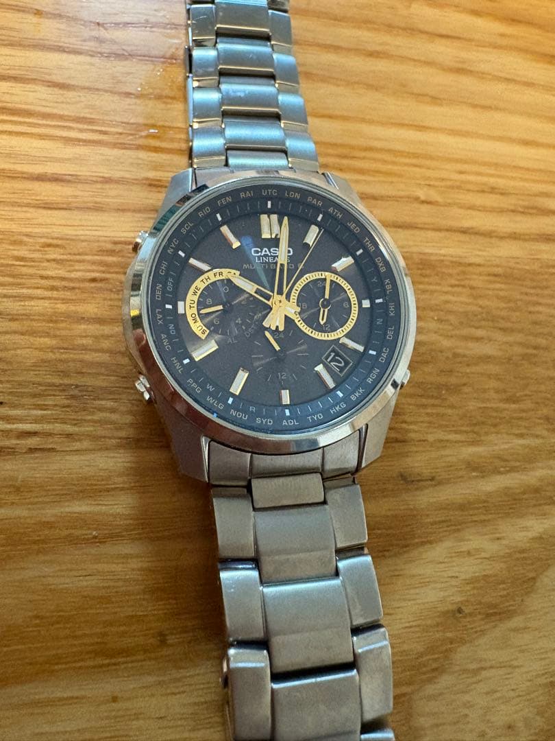 CASIO LINEAGE 腕時計　ソーラー　チタン　LIW-M610TDS