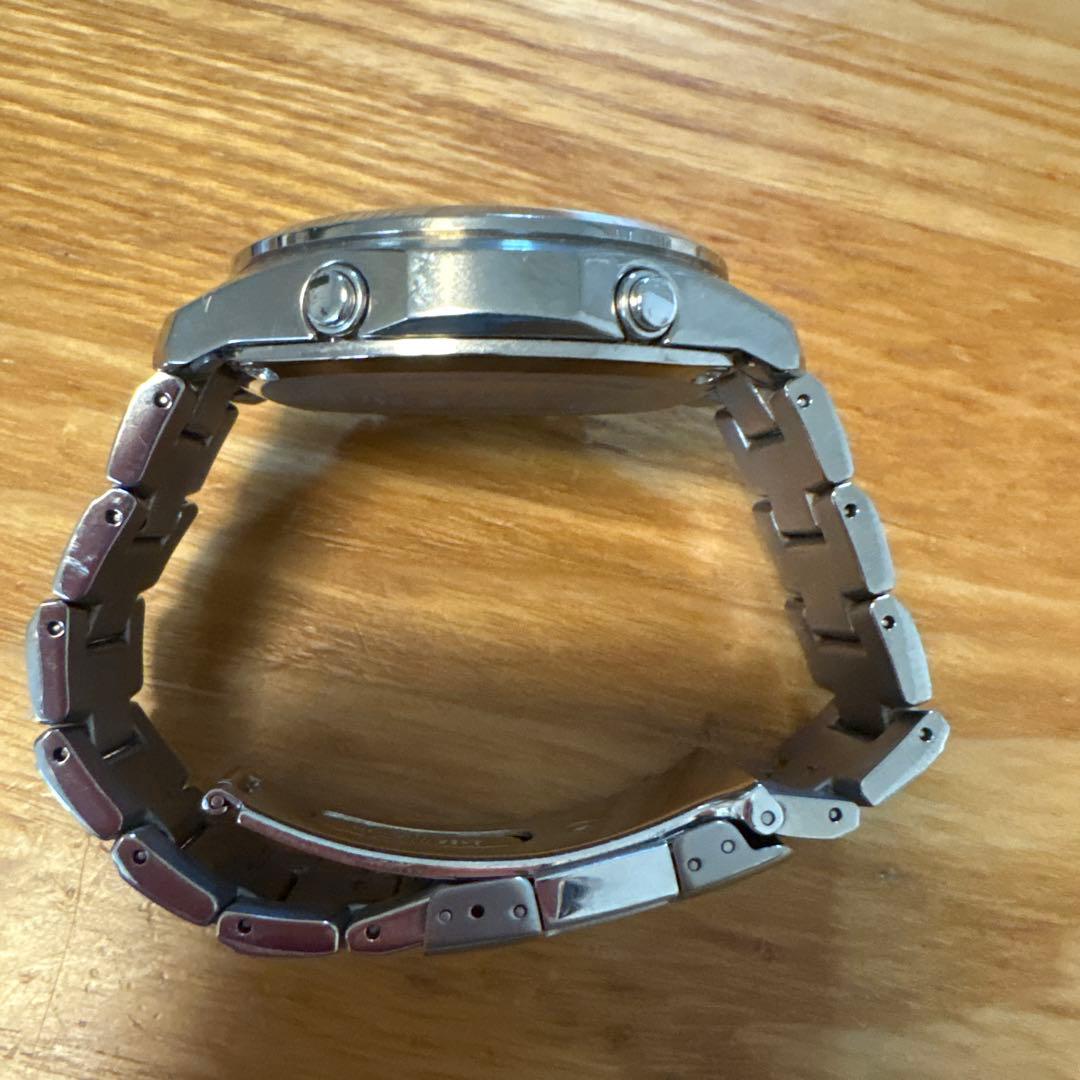 CASIO LINEAGE 腕時計　ソーラー　チタン　LIW-M610TDS