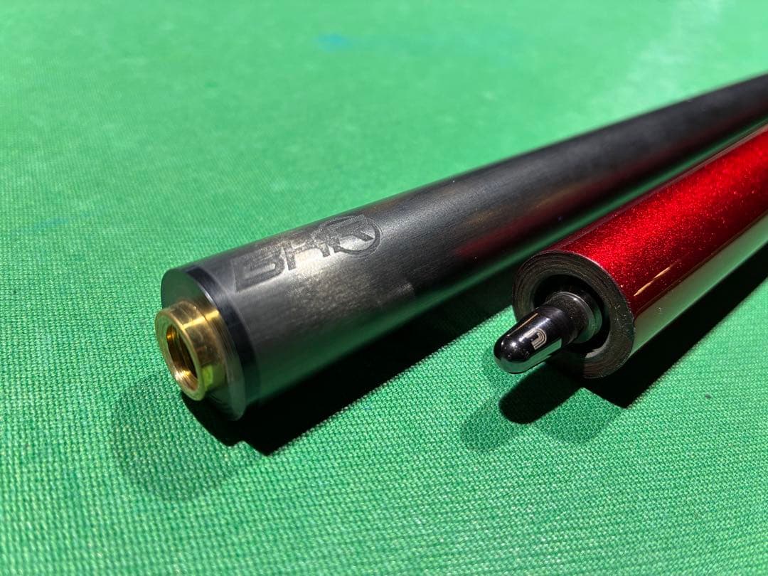 ブレイクキュー　プレデター　BK-RUSH RED Sports Grip