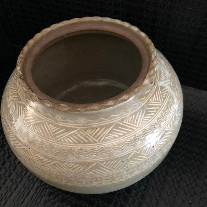 美しい古美術品◼️蔵から出てきた美しい謎の紋様が刻まれた壺、壷、花道具