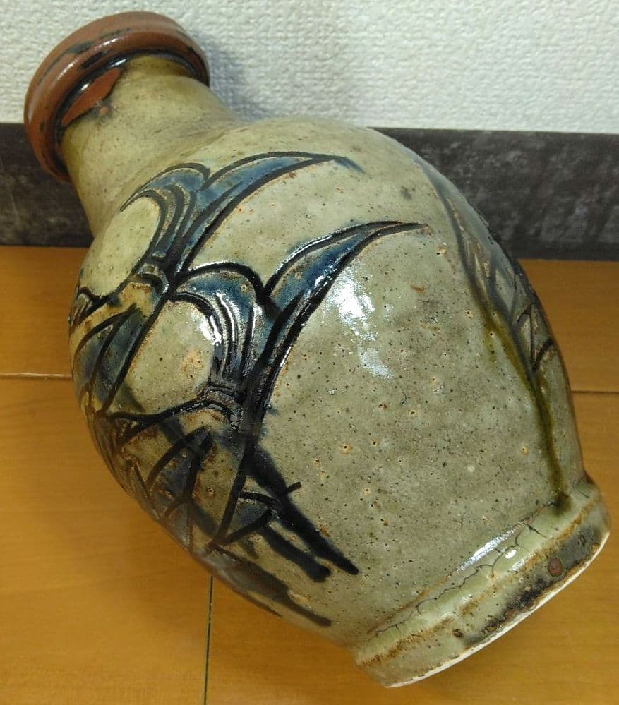 人間国宝 金城次郎 魚紋花瓶(魚4）栞 共箱 壺屋焼 壷屋焼 珍品上作花瓶 美品