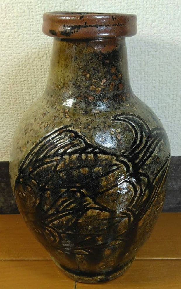 人間国宝 金城次郎 魚紋花瓶(魚4）栞 共箱 壺屋焼 壷屋焼 珍品上作花瓶 美品