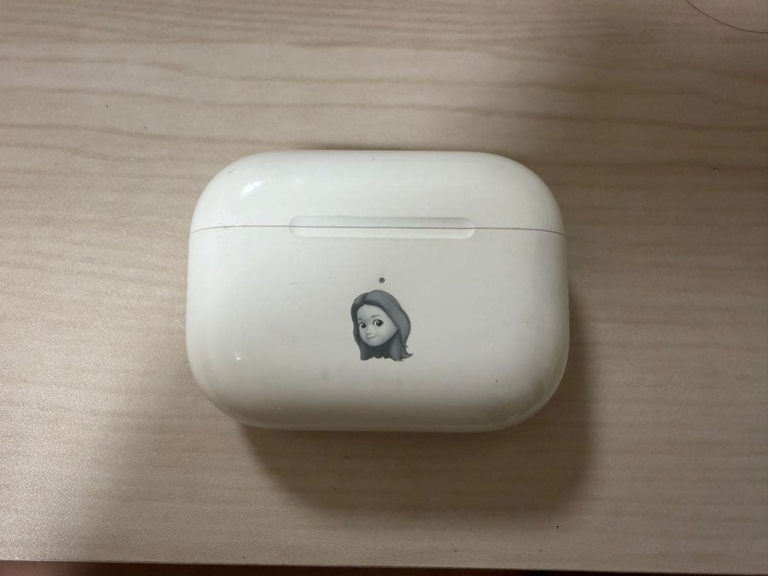 アップルAirPodsPro2世代本体 刻印付き