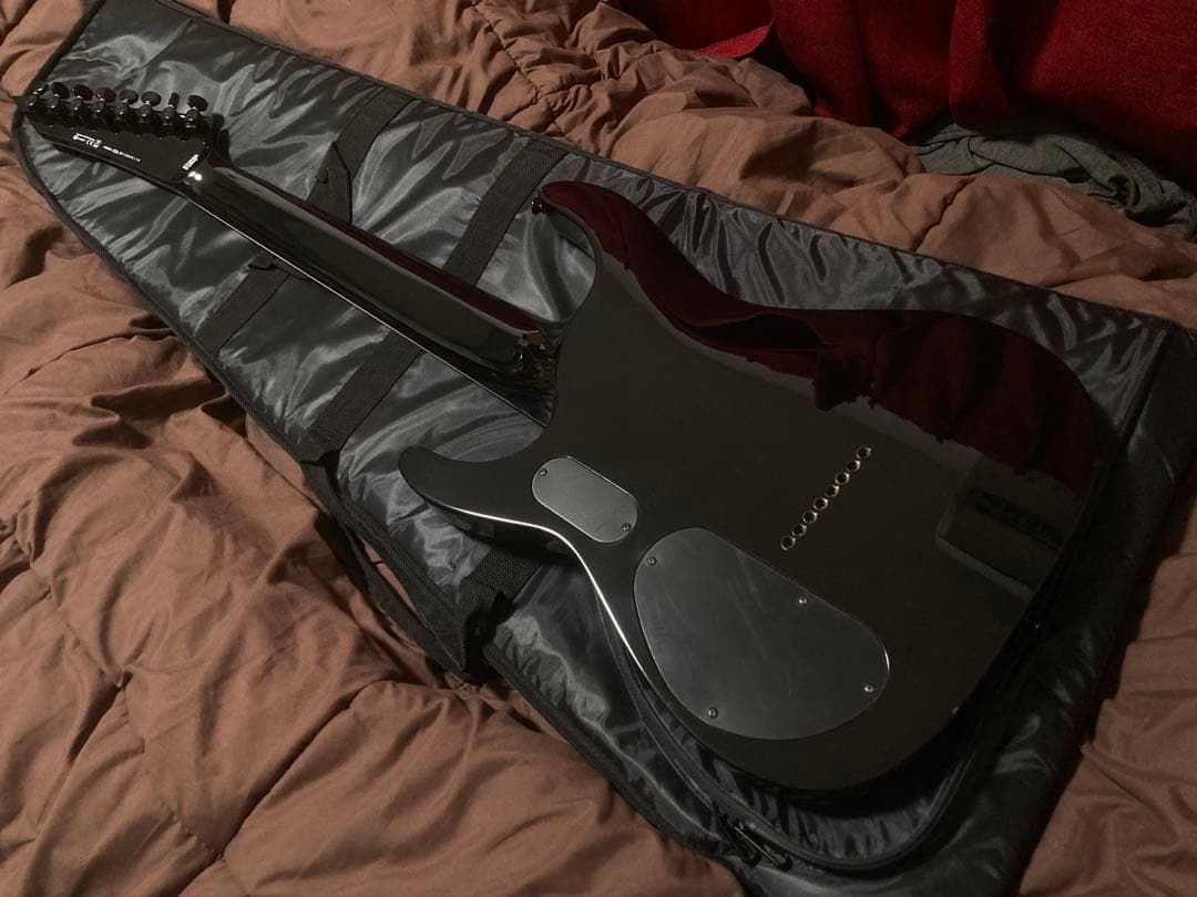 LTD SC-608B 8弦ギター