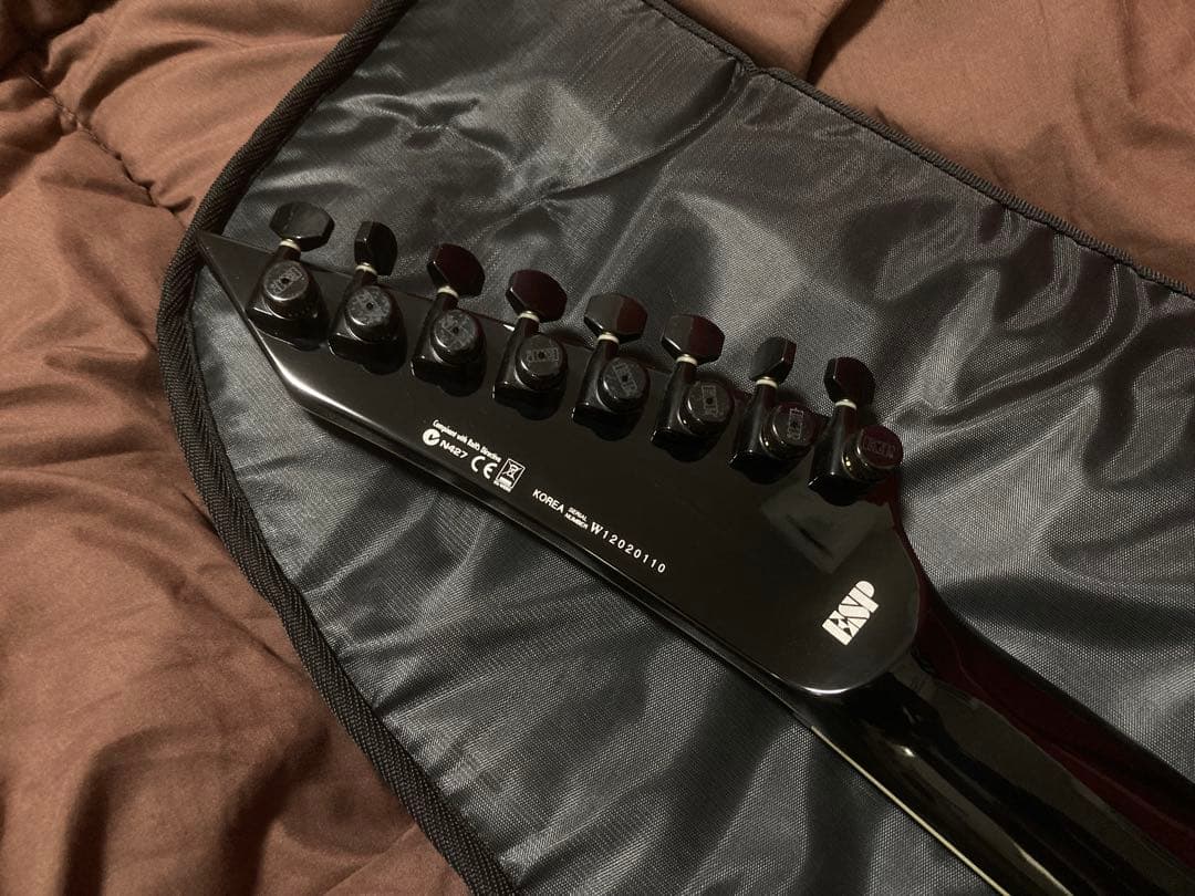 LTD SC-608B 8弦ギター