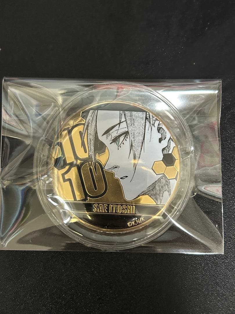 ブルーロック 糸師冴　バースデイ メタル缶バッジ