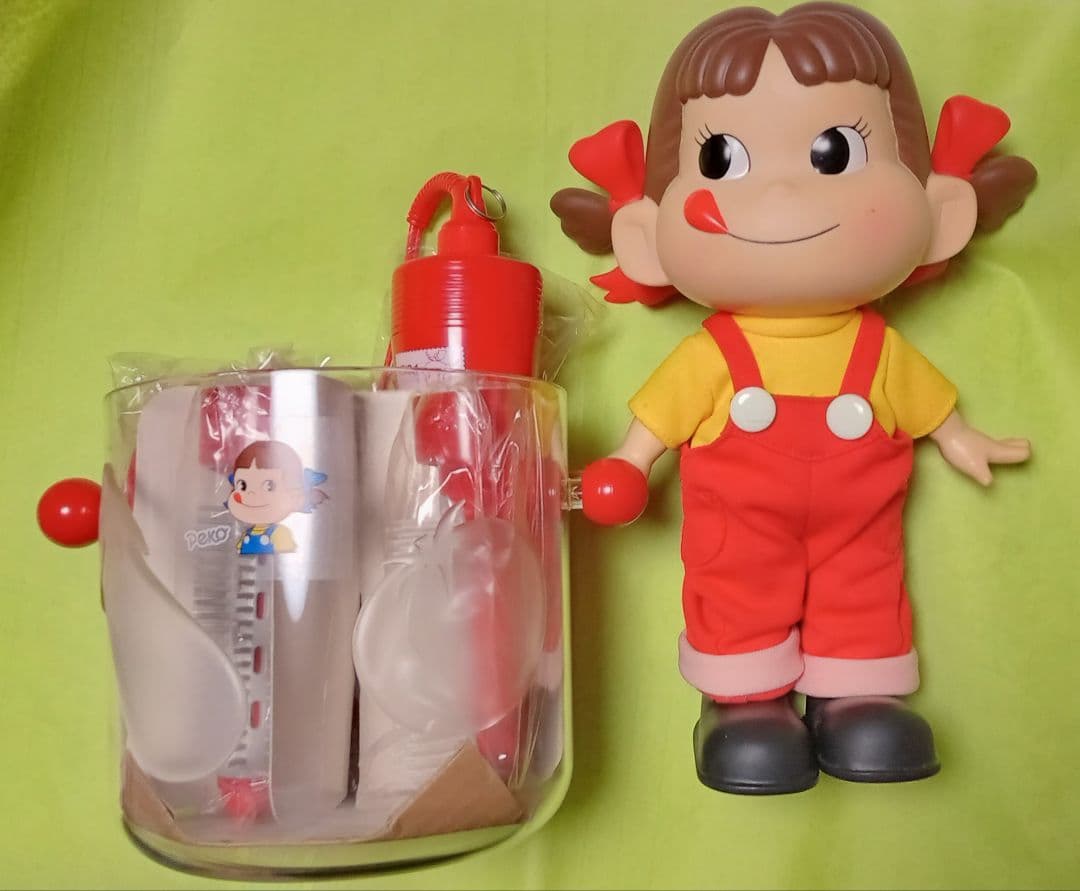 ウルトラレア 不二家 ペコちゃん カールブラシ 新品 ヘアドライヤー