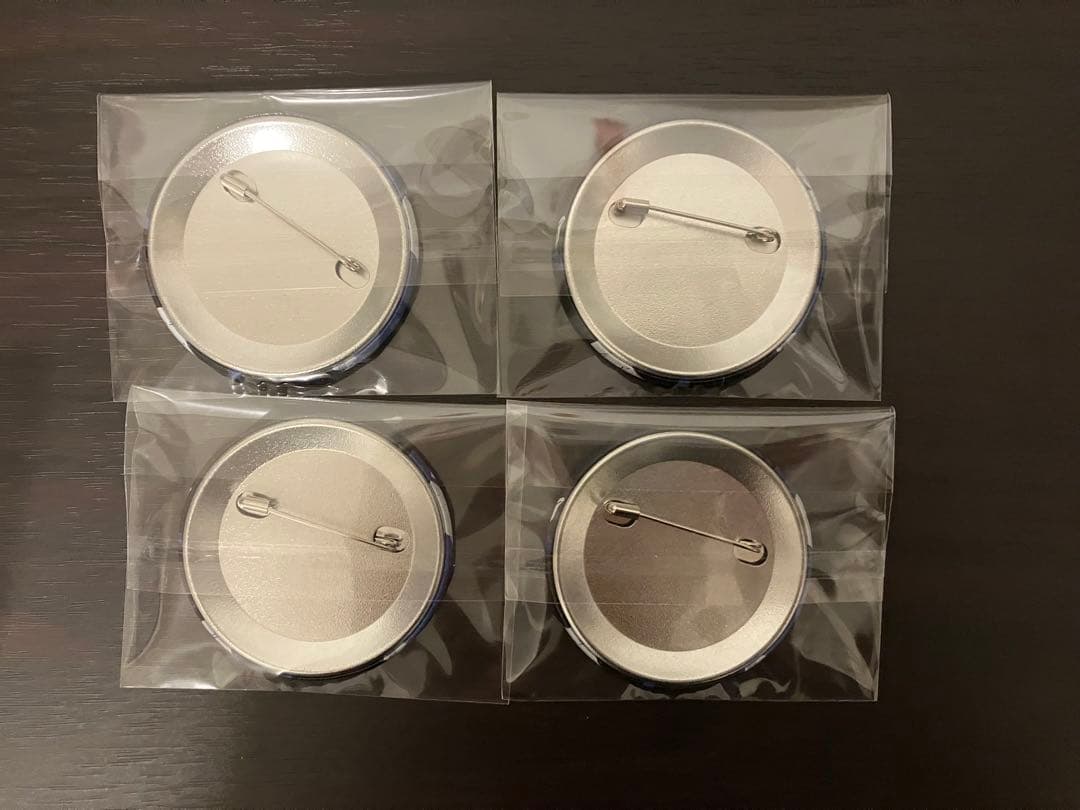 ブルーロック シークレットメタル缶バッジ 潔世一 缶バッジ 4点