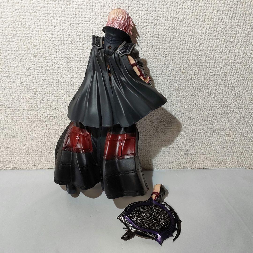 ☆　プレイアーツ改　ライトニング　ファイナルファンタジーフィギュア　腕破損有り