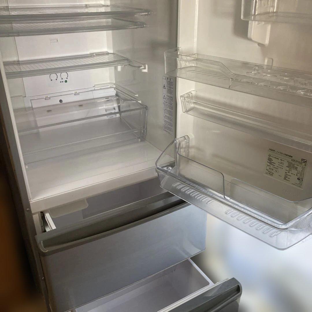 シルバー 3ドア冷蔵庫　272L