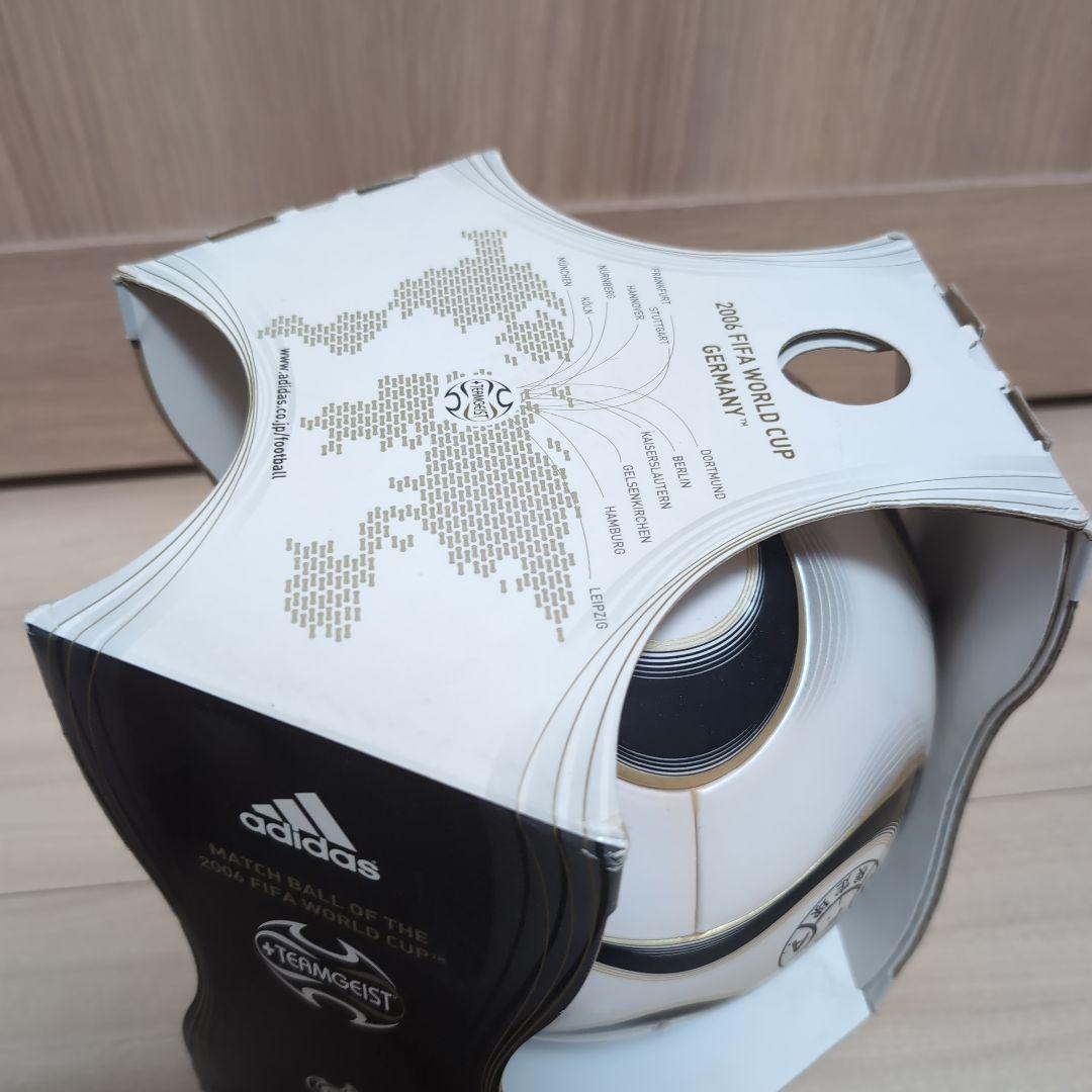 未使用　adidas TEAMGEIST 2006年 ドイツワールドカップ公式球