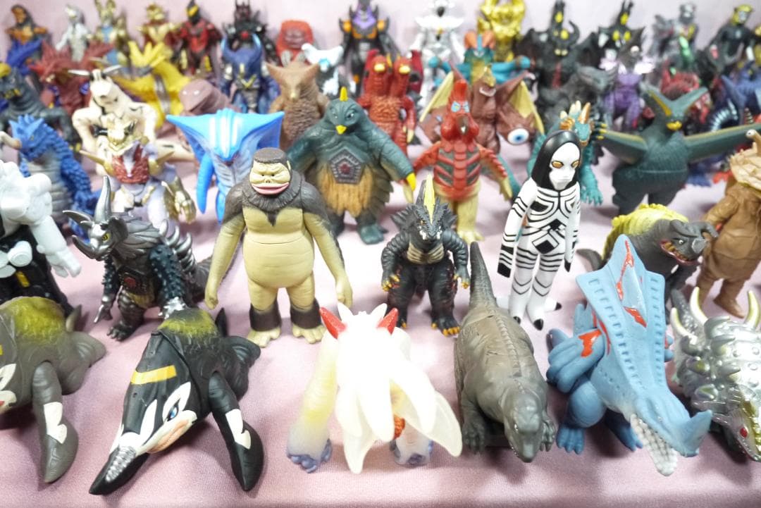 ウルトラ怪獣シリーズ500　怪獣ソフビ　86体セット