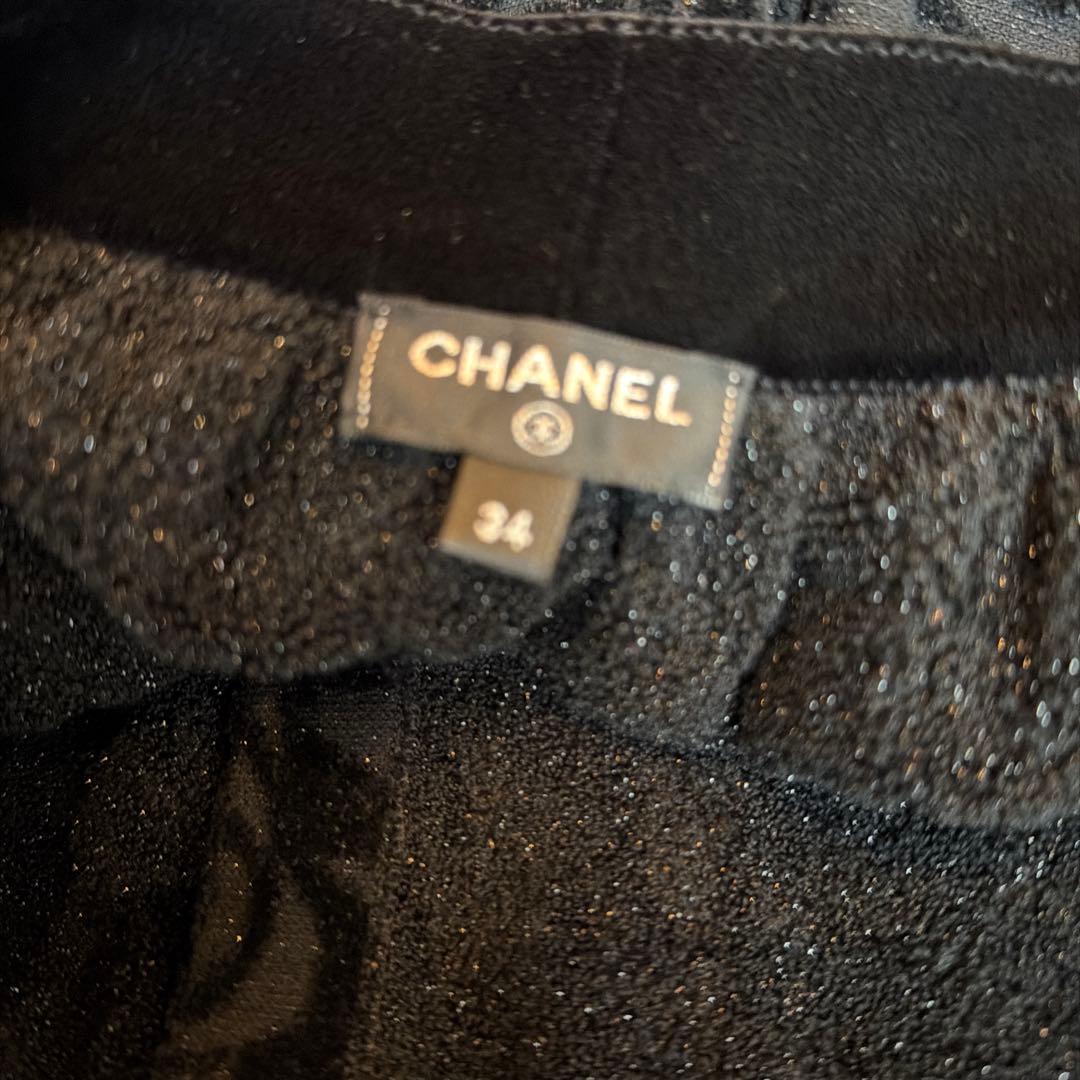 CHANELバラ模様 ブラック フレアスカート34