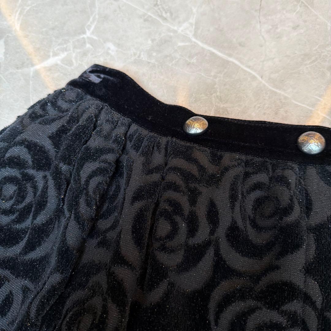 CHANELバラ模様 ブラック フレアスカート34