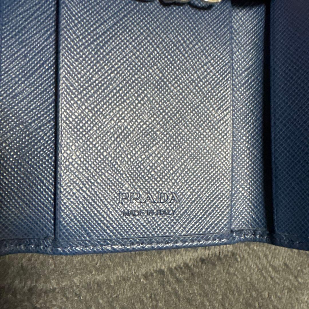 美品　PRADA 三角ロゴ　キーケース　6連　ブルー系　サフィアーノレザー　青