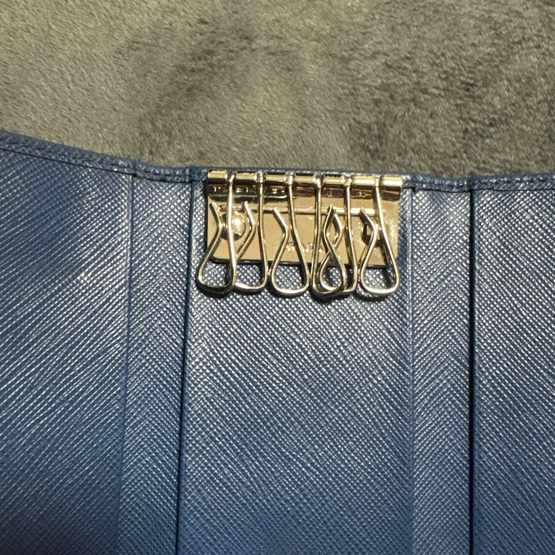 美品　PRADA 三角ロゴ　キーケース　6連　ブルー系　サフィアーノレザー　青