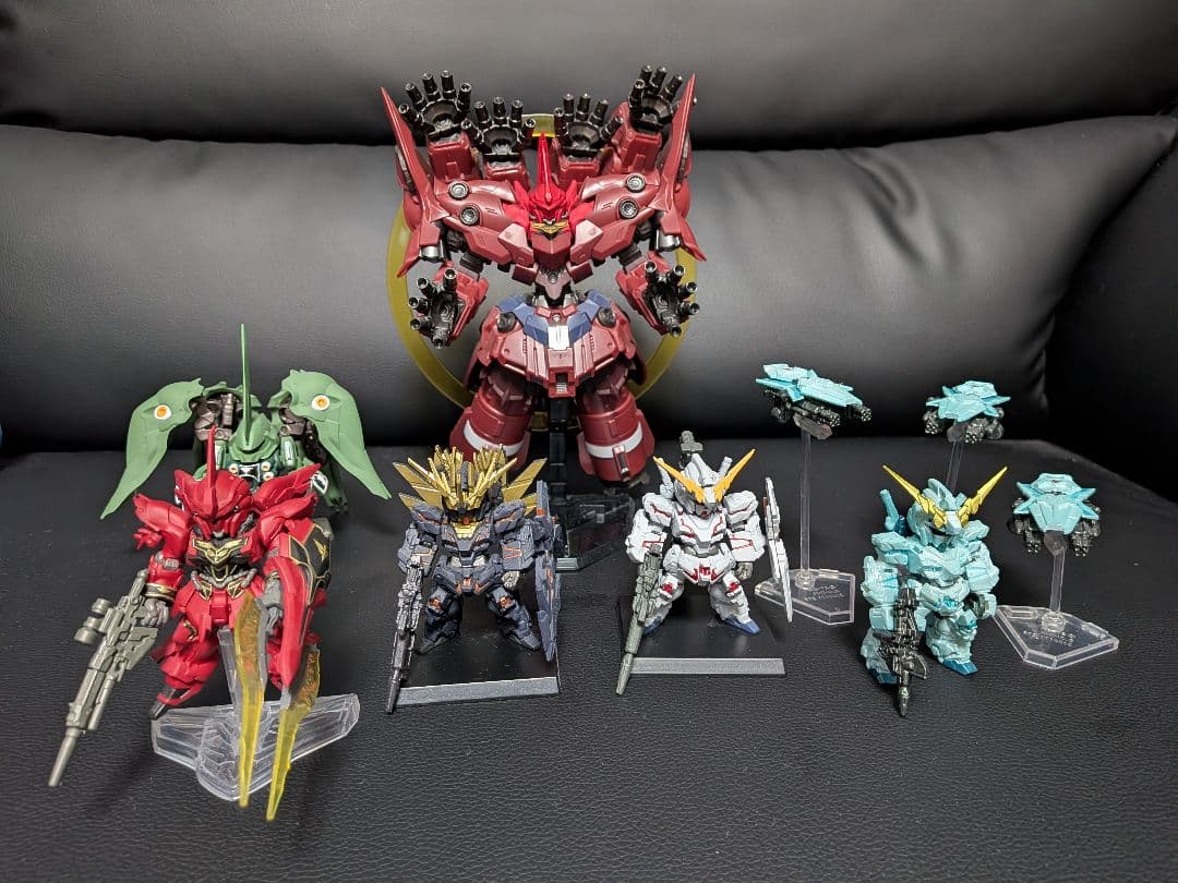 ガンダムユニコーン　コンバージセット、他、おまけ付き