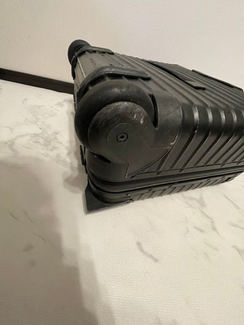 RIMOWA リモワ　トパーズ　ステルス　ブラック　2輪