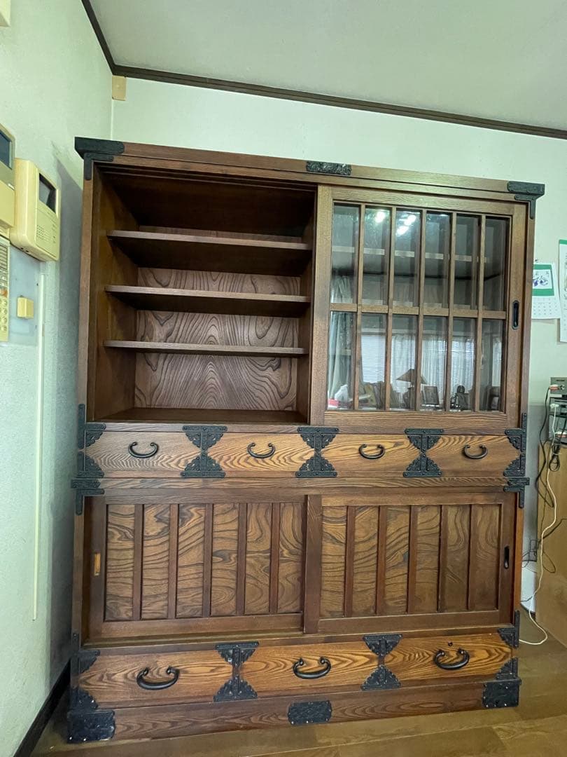 破格送料無料 アンティーク/水屋箪笥/食器棚/ガラス棚/ダイニングボード