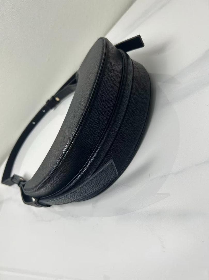 ポレーヌ Numéro Dix ショルダーバッグ ブラック