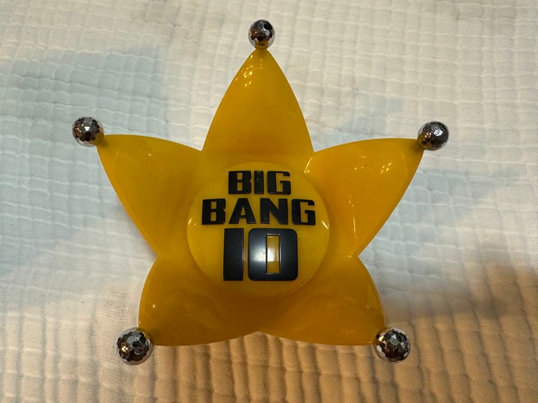 BIG BANG 10周年記念限定ペンライト