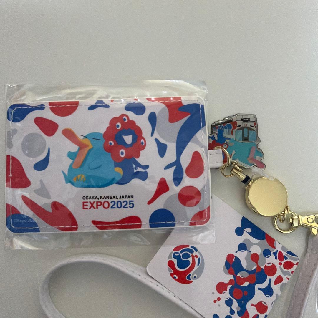 関西 万博 記念ICOCA・ミャクミャク 限定カード パスケースセット　二組