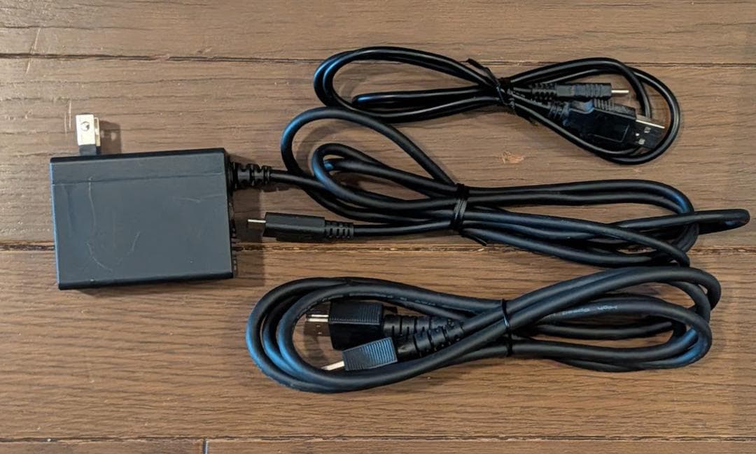 T*T様 【美品】Nintendo Switch 本体