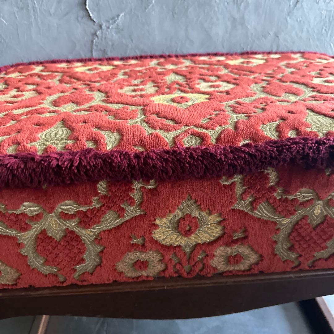 最終価格お値下げ❣️ヴィンテージスツール　金華織のような座面！とても素敵！