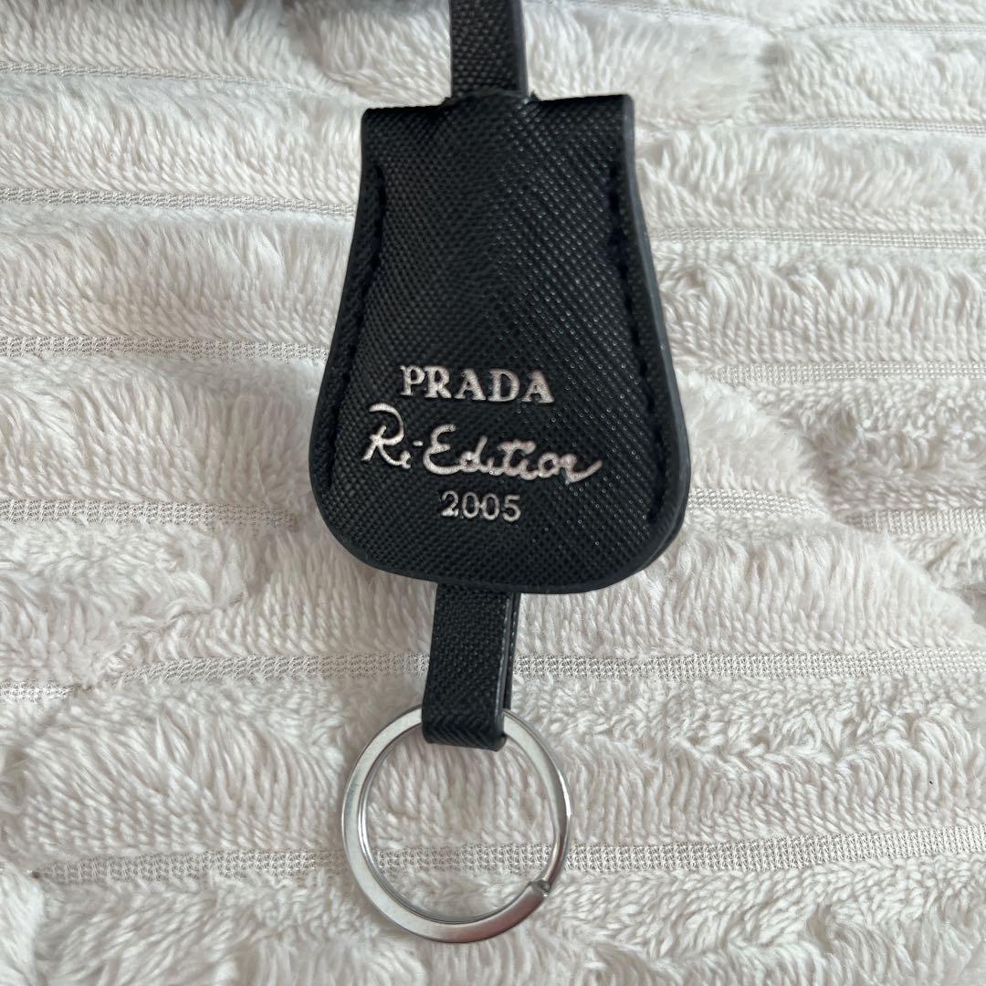 PRADA ブラック ショルダーバッグ R.Edition 2005