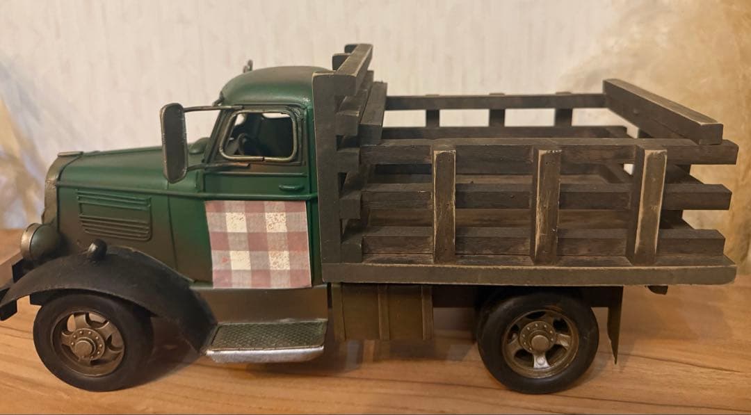 DULTON アメリカンでビンテージな特大トラック ダルトン