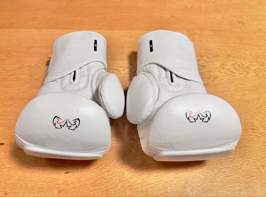 RIVAL RB50 Mサイズ 本革ボクシンググローブ