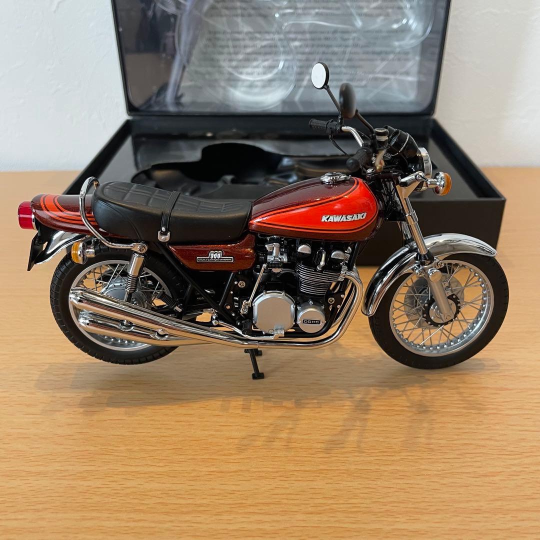 オートバイ・バイク MINICHAMPS Kawasaki Z1 900 1972 1:12