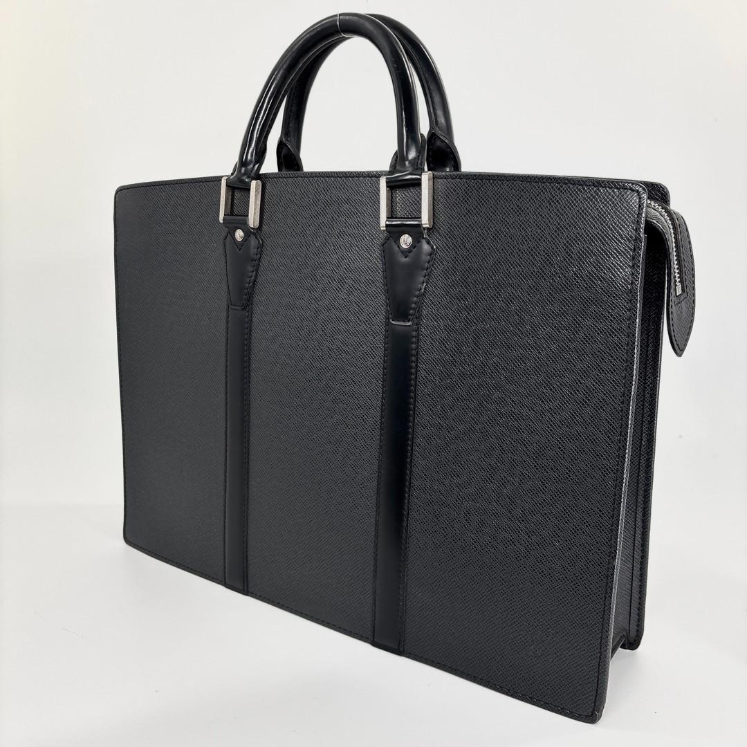超極美品 ルイヴィトン タイガ ポルトドキュマン ロザン ビジネスバッグ メンズ