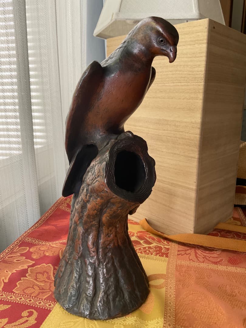 古備前、備前　鷹姿造　他の同主題の作品と比べてください、出来が違います！桐箱付