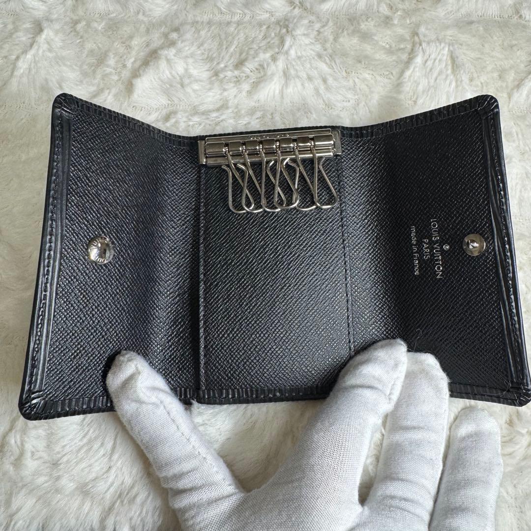 極美品 ルイヴィトン エピ ミュルティクレ6 キーケース ブラック レザー