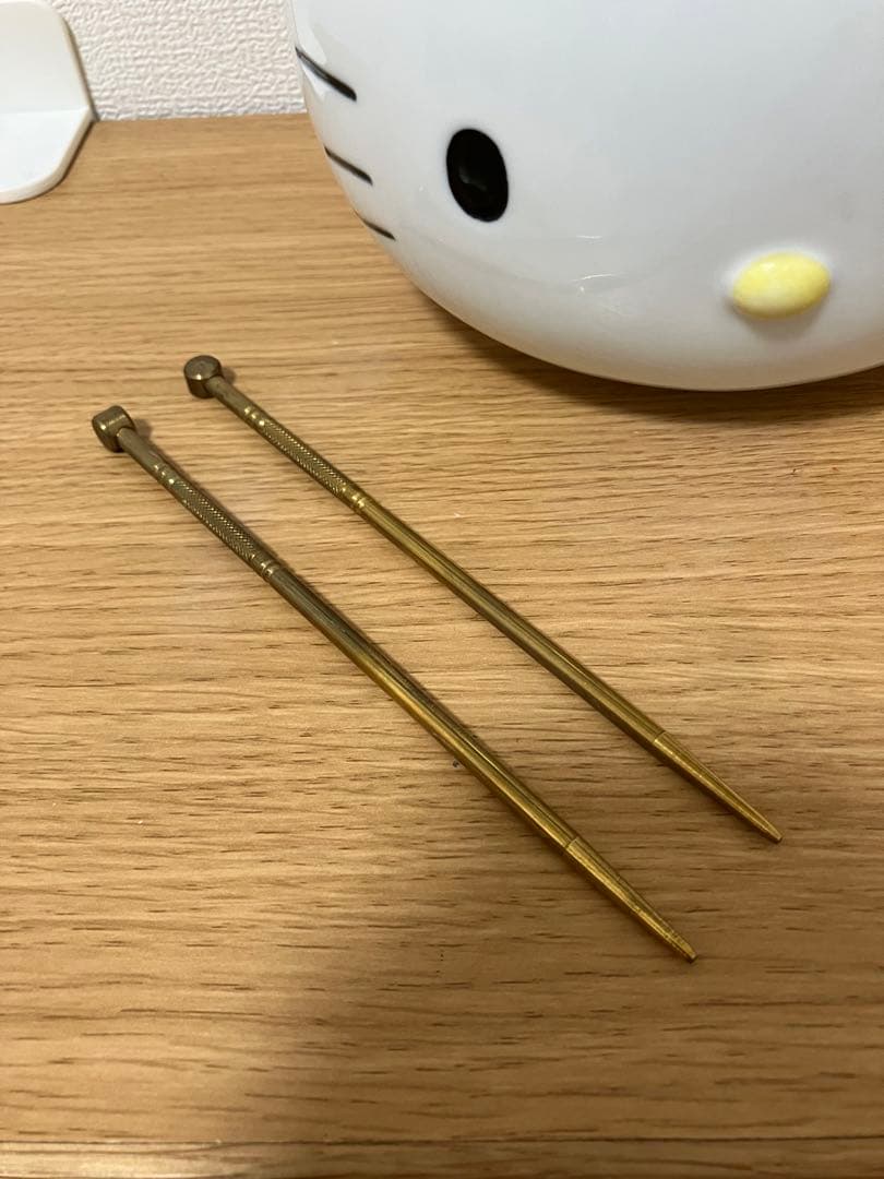 ハローキティ　火鉢風インテリア　陶器製　フェイス型　1998年製