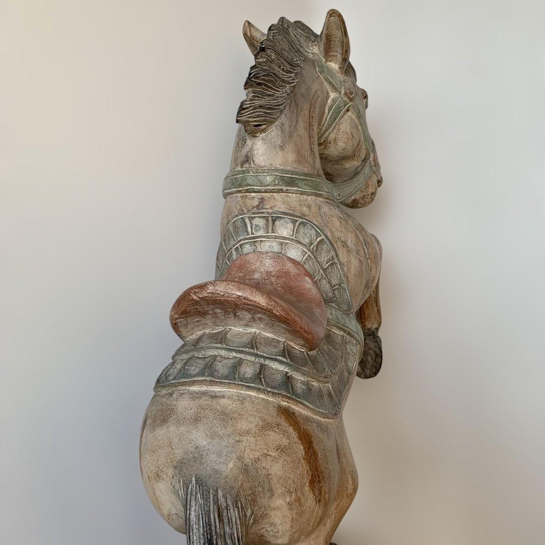 木製馬の彫刻 立ち上がりデザイン 高さ 約64cm シャビー オブジェ　店舗什器