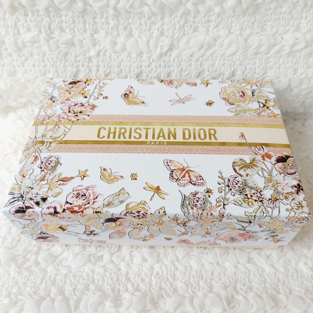 DIOR ディオール　マザーズデイ　ポーチ　&ボックス　ノベルティ　母の日