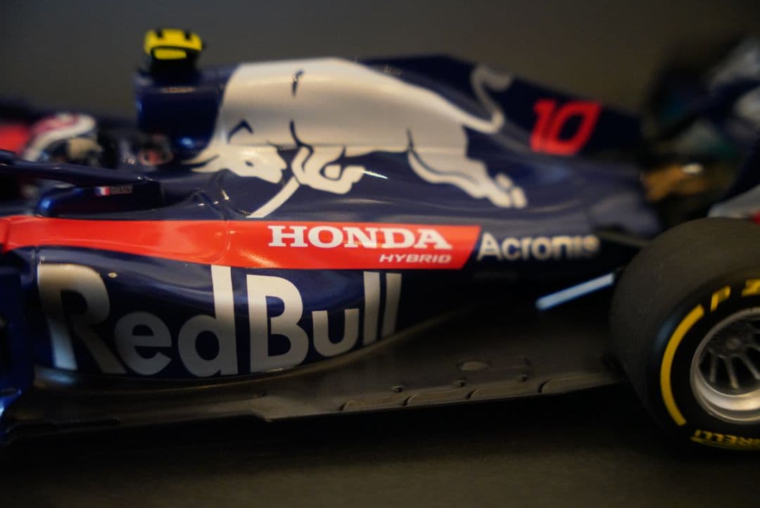 1/18 ミニチャンプス F1 トロロッソ STR13 ガスリー 2018 箱付