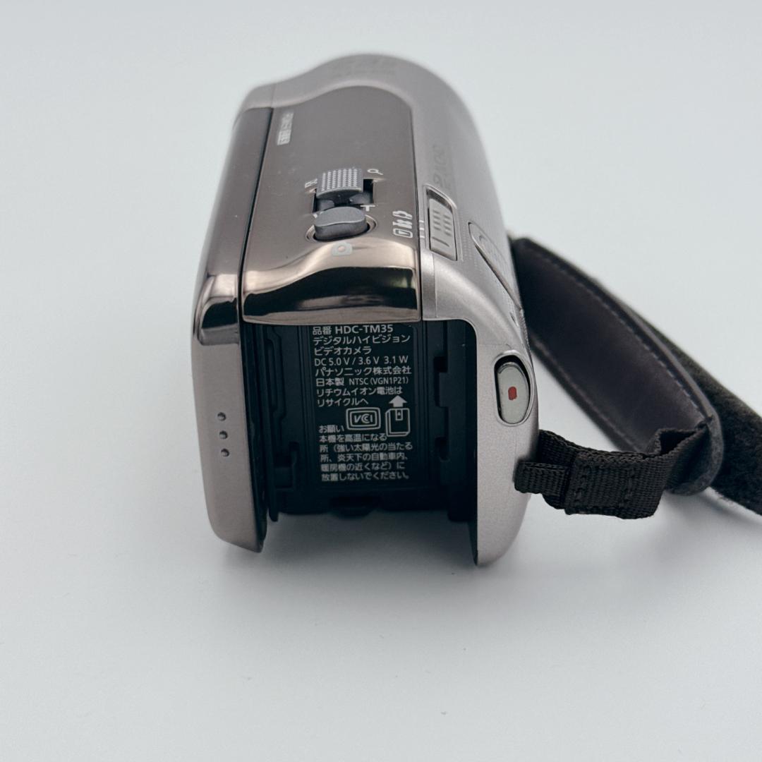 ほぼ未使用 Panasonic デジタルビデオカメラ HDC-TM35 32GB