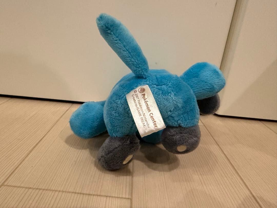 リオルドール　ぬいぐるみ　タグ付き