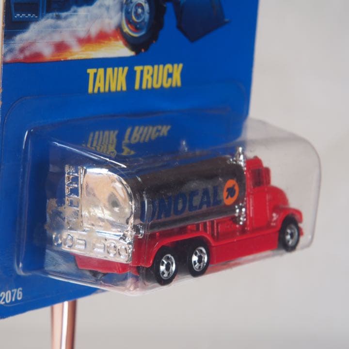 ホットウィール TANK TRUCK