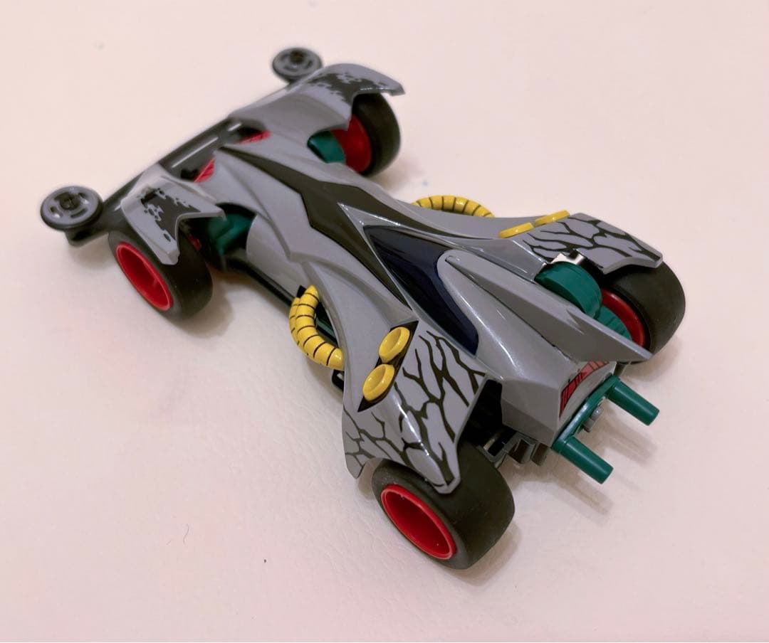 【アニメの造形を再現・全塗装】ミニ四駆　爆走兄弟レッツ&ゴー レイスティンガー