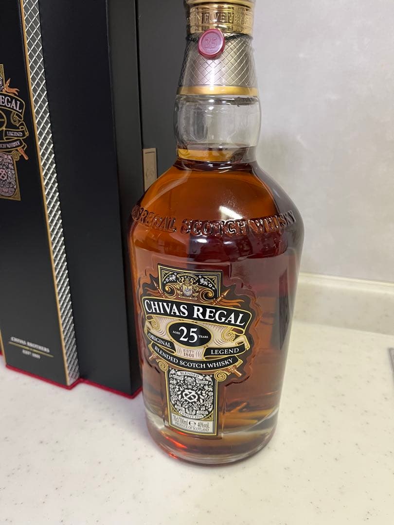 シーバスリーガル 25年 正規品 箱付き スコッチウイスキー