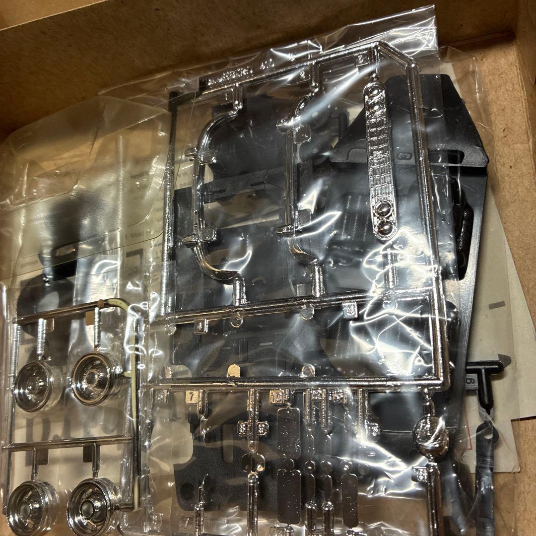 DATSUN Bluebird 1300 Deluxe 1/24絶版