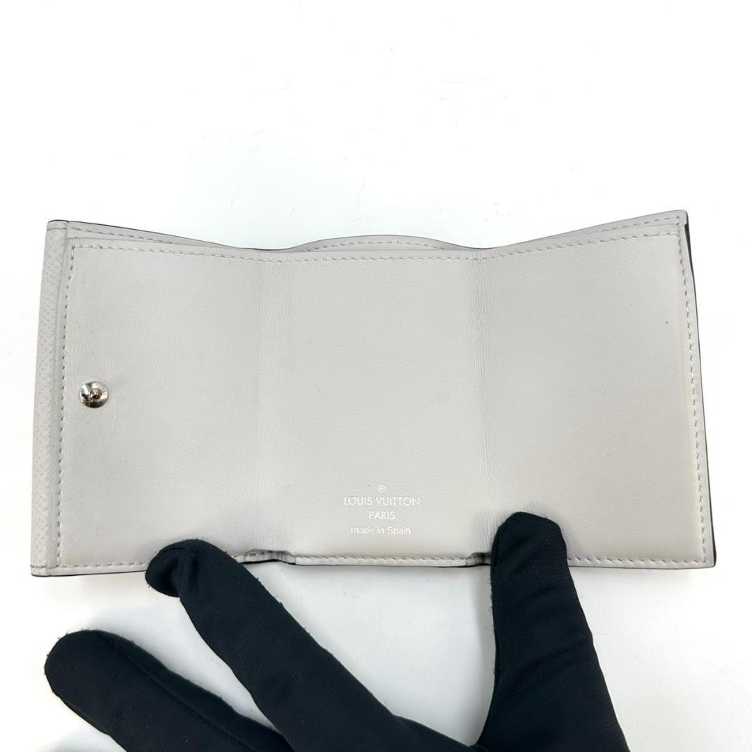 ルイヴィトン ディスカバリーコンパクトウォレット タイガラマ 三つ折り財布