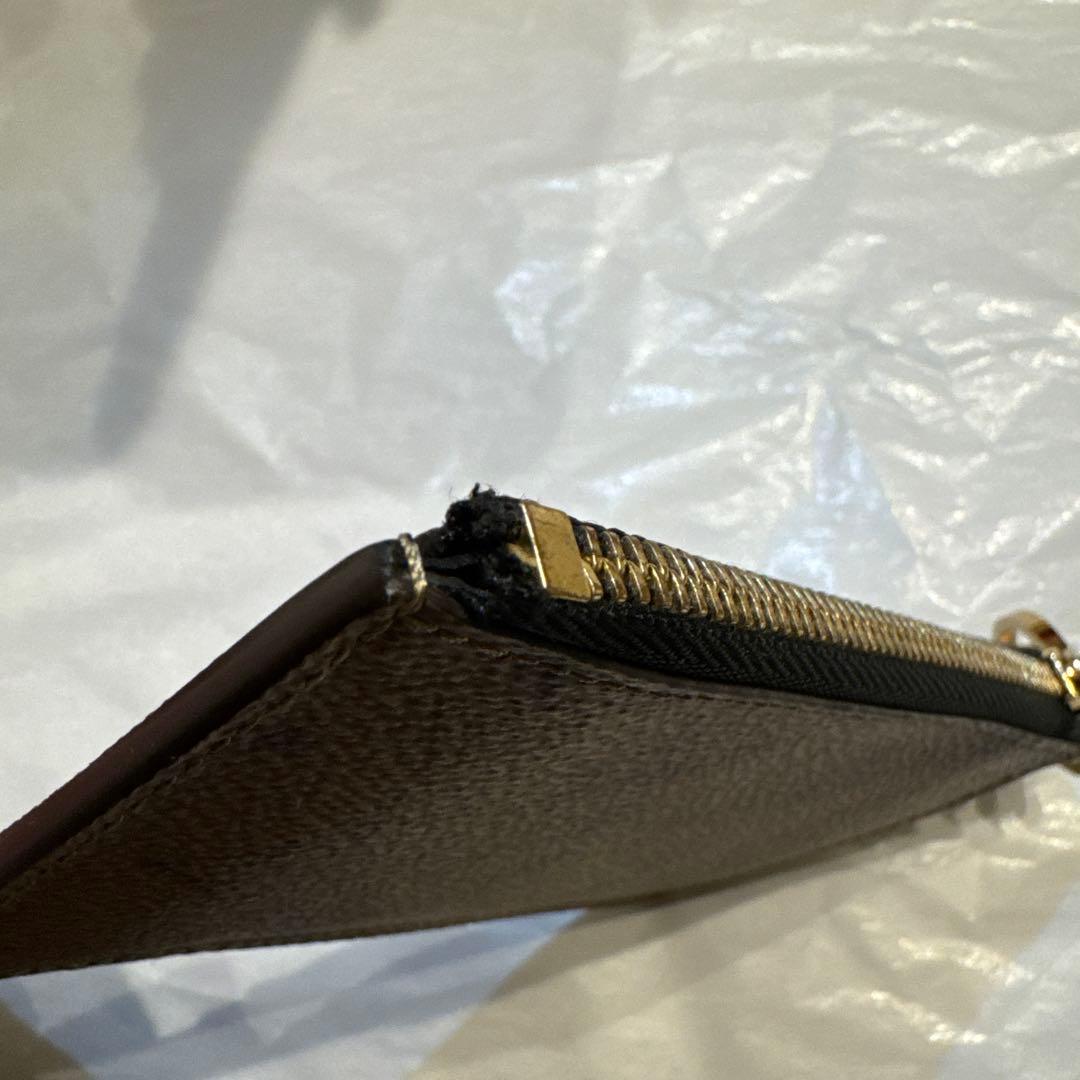 ルイヴィトン　カード　ケース　ポルト　カルト・ロミー！！