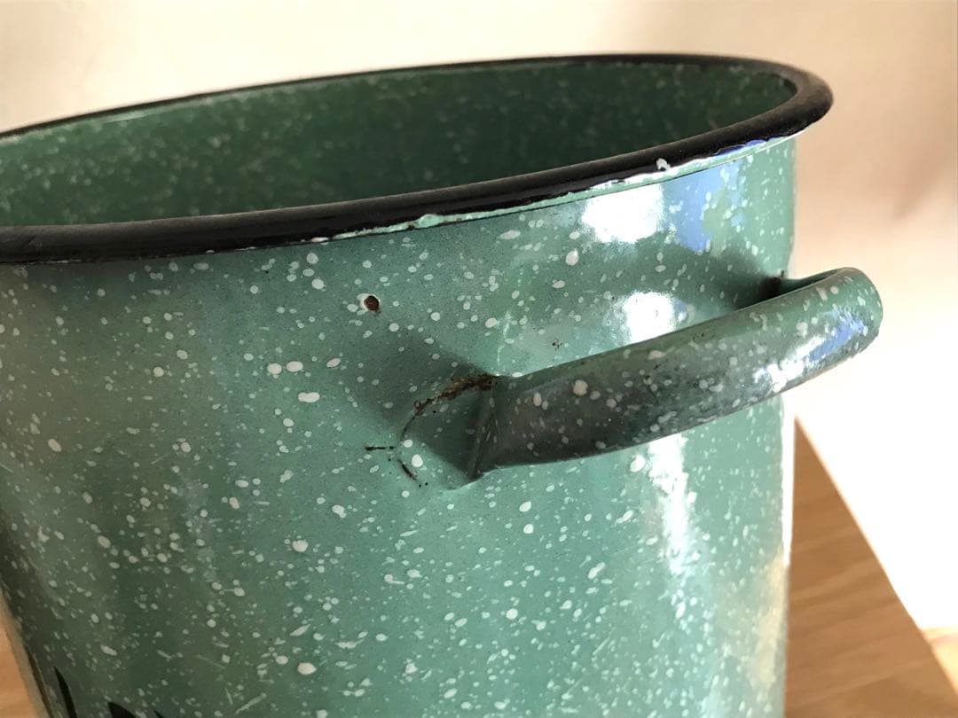 イギリス　ホーローフラワー缶　アンティーク